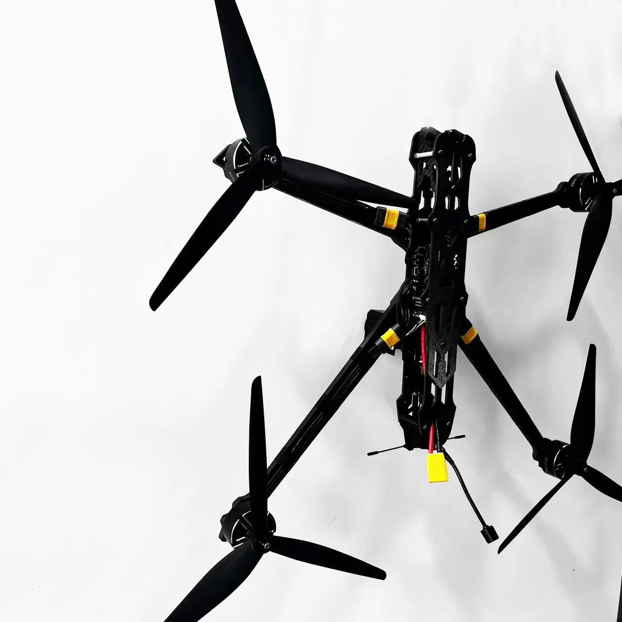 13 Inch Carbon Fiber FPV Racing Drone, 20km Range, 6KG Payload, 4214 560KV 8S Motors, F722 Remote Control